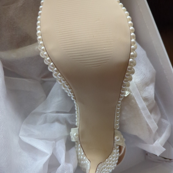 Embellished Sandals Open-toe Bridal heels - Picture 8 of 8